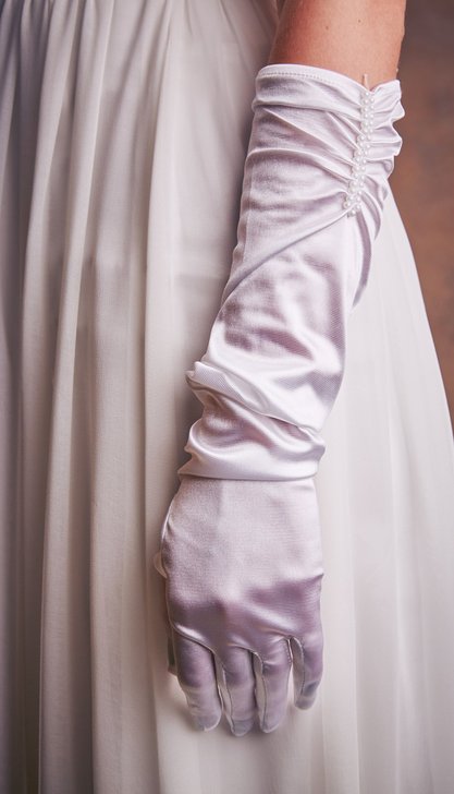 Перчатки по локоть с жемчужинками